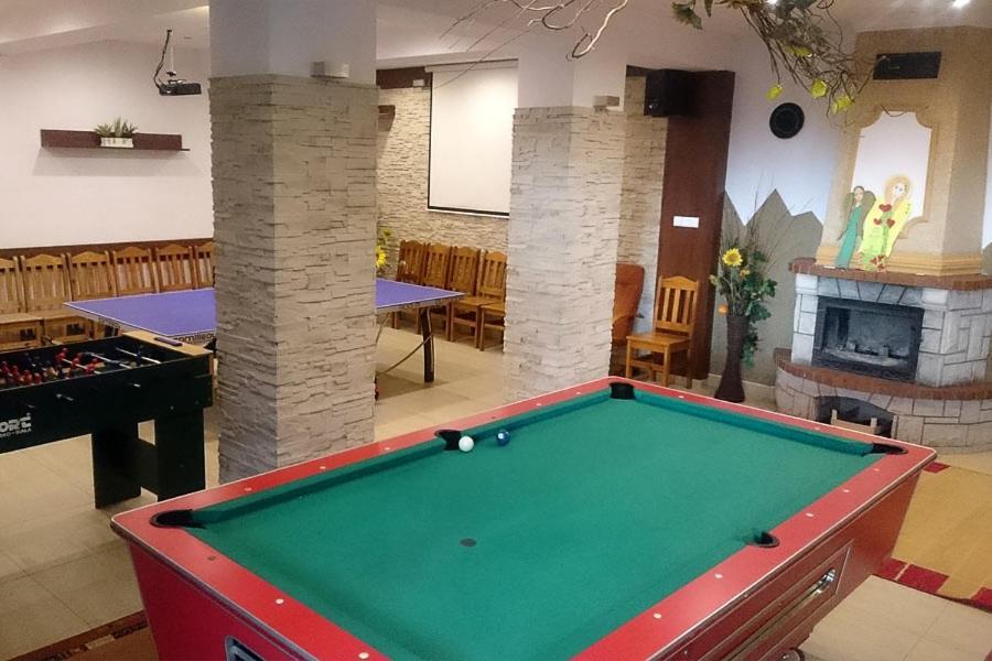 Osrodek Wczasowo-Kolonijny Gron Bed & Breakfast Bialy Dunajec Luaran gambar